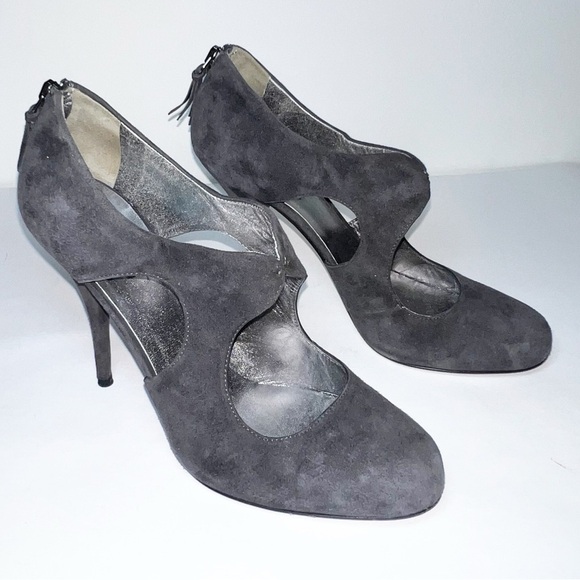Miu Miu Gray Suede Heels - Picture 2 of 9
